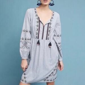 Anthropologie Akemi + Kin Maddie Floral Embroidered Peasant Dress Size 8 Tassel